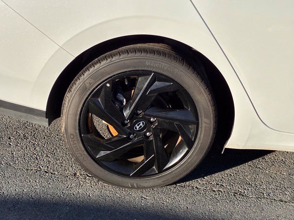 Certified 2026 Hyundai Elantra Sport FWD image 47