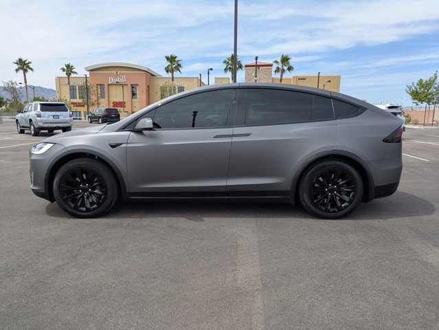 Used 2020 Tesla Model X Long Range image 9