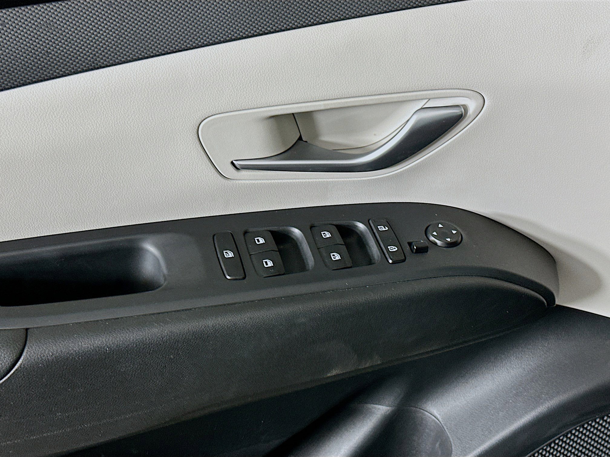 Used 2023 Hyundai Tucson SEL image 15