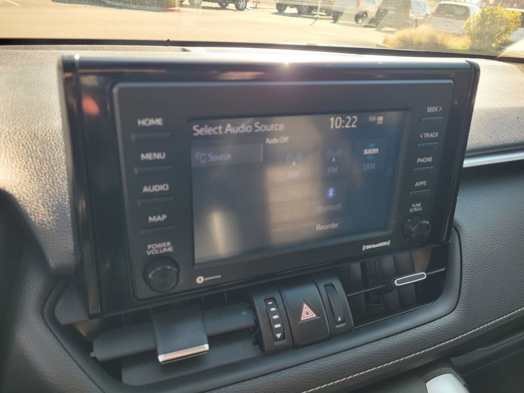 Used 2020 Toyota RAV4 XLE Premium image 15