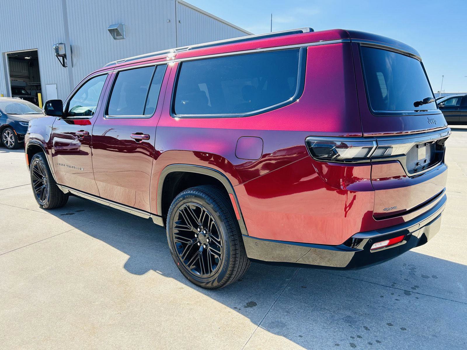 New 2026 Jeep Grand Wagoneer L Limited AWD/4WD image 47