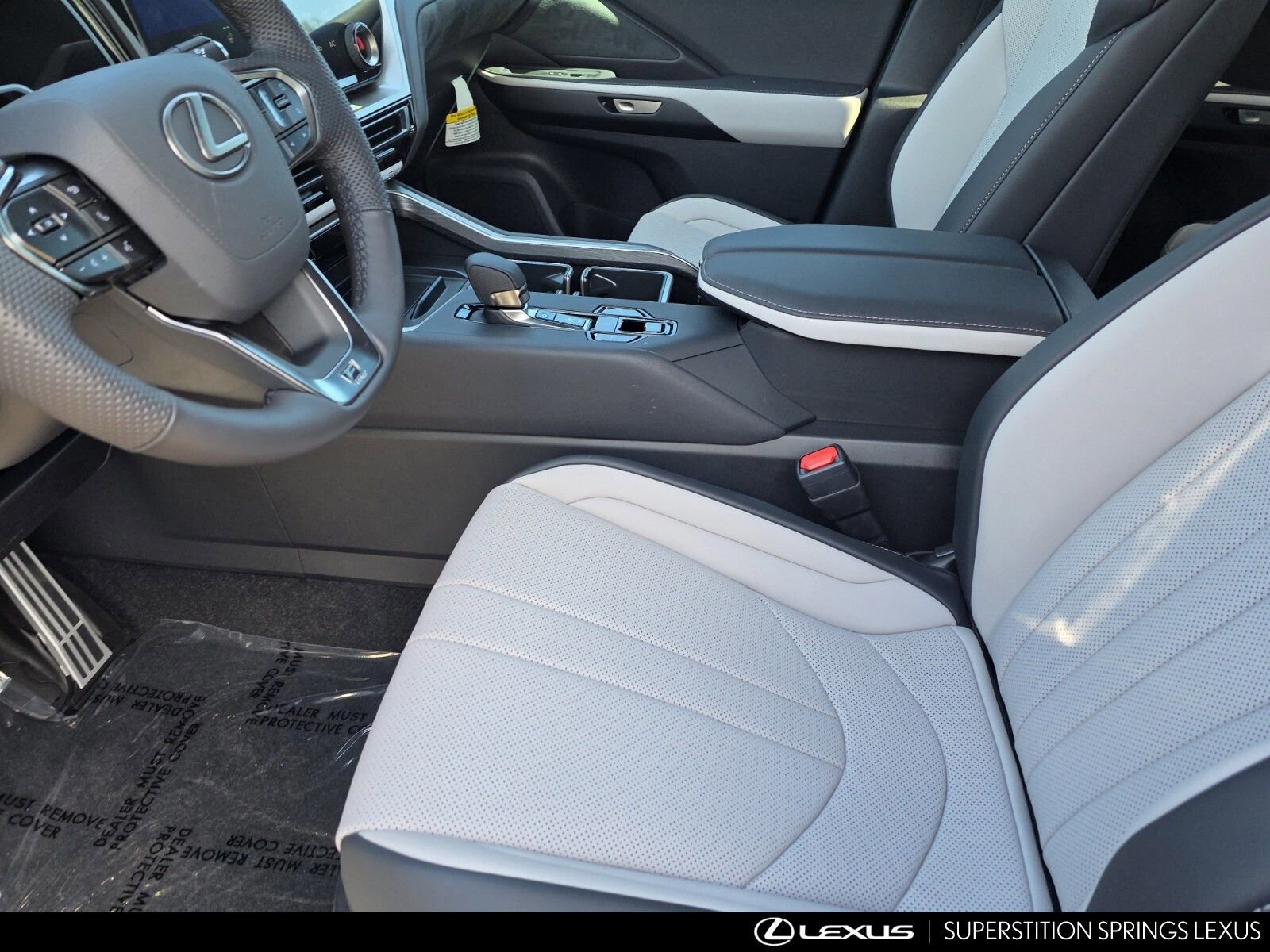New 2026 Lexus TX 500h AWD image 12
