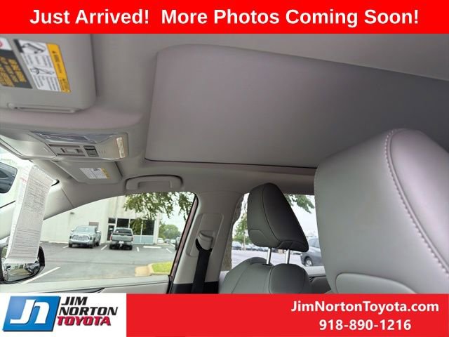 Used 2025 Toyota RAV4 Limited w/ Advanced Technology Package AWD/4WD image 11