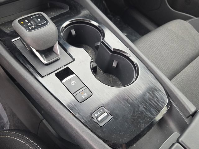 Used 2026 Nissan Rogue SV FWD image 22