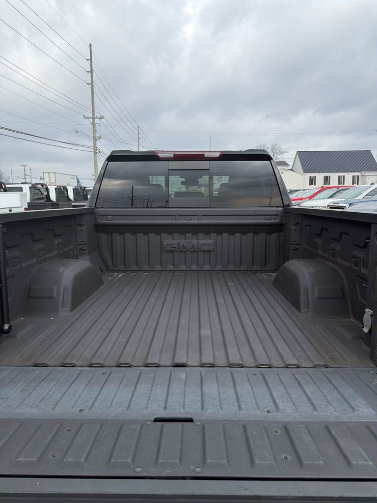 Used 2024 GMC Sierra 1500 SLT w/ SLT Premium Plus Package image 10