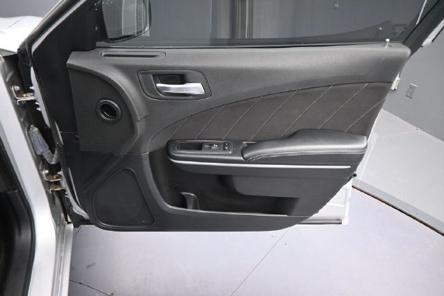 Used 2022 Dodge Charger SXT RWD image 20