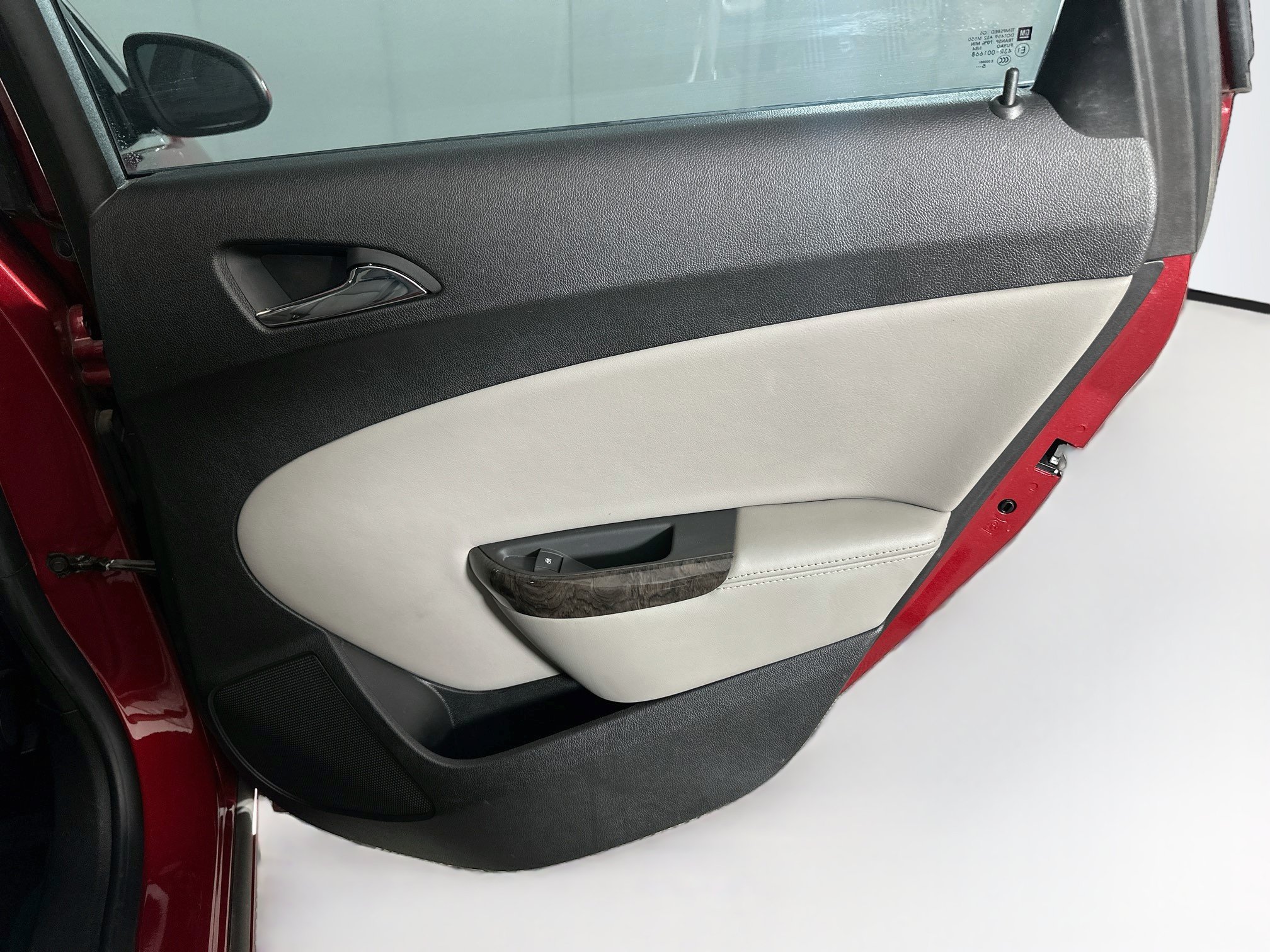 Used 2016 Buick Verano w/ Comfort Package FWD image 27