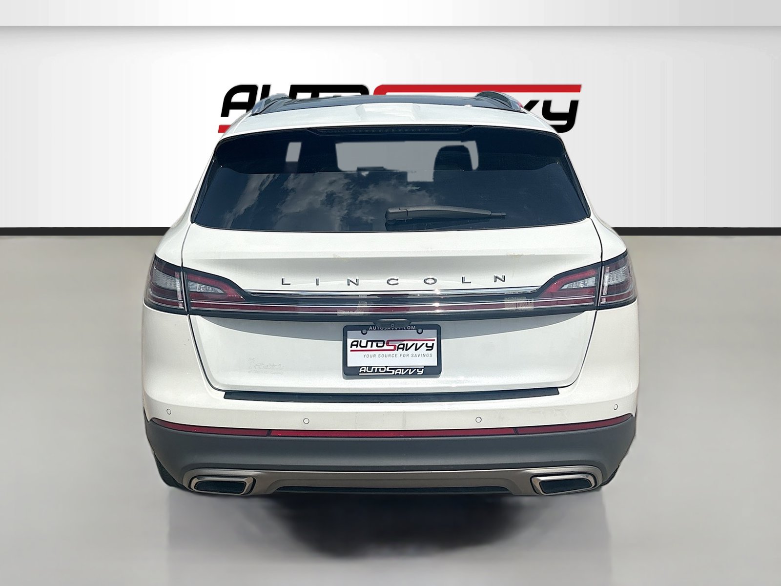 Used 2022 Lincoln Nautilus Reserve w/ Equipment Group 201A FWD image 6