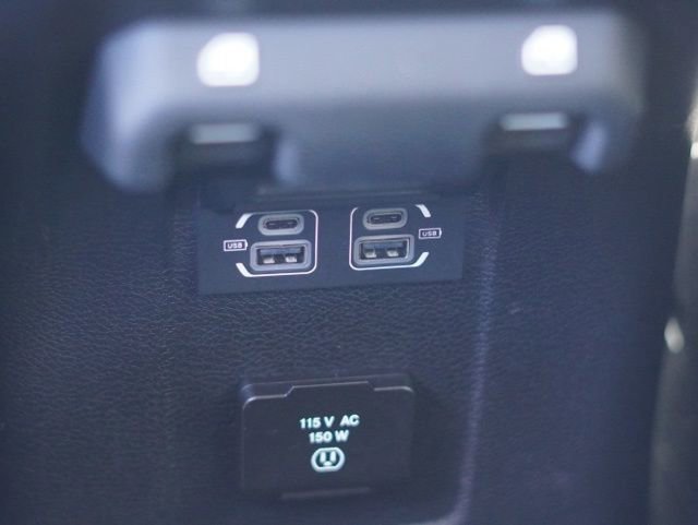Used 2021 Jeep Wrangler Unlimited Sahara w/ Cold Weather Group AWD/4WD image 43
