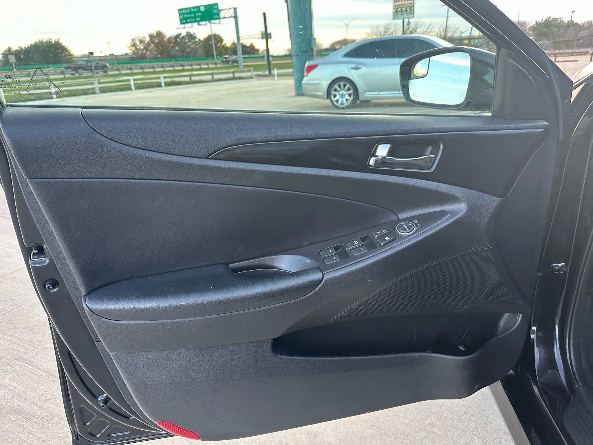 Used 2014 Hyundai Sonata SE FWD image 33