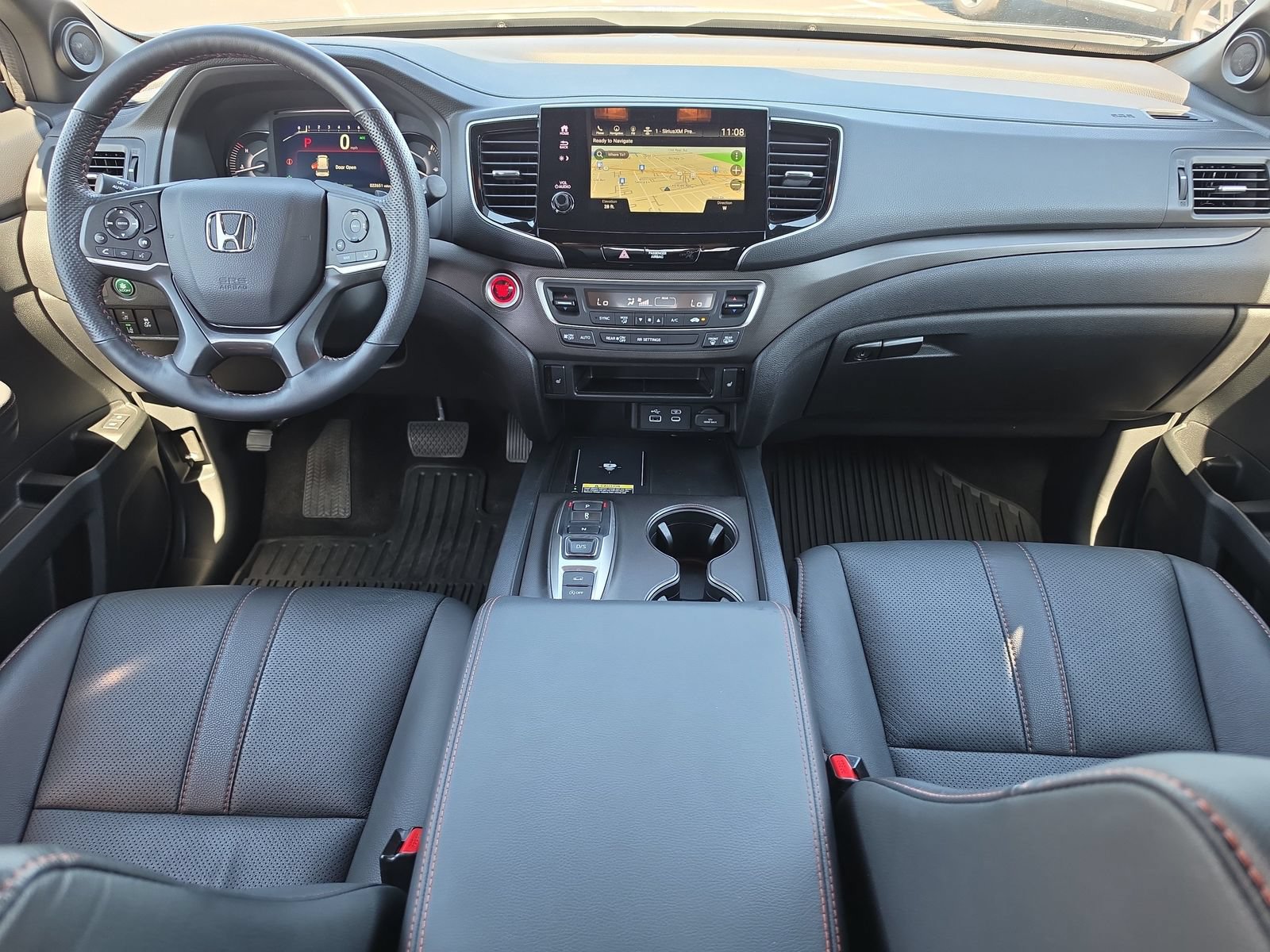 Certified 2025 Honda Passport TrailSport image 9