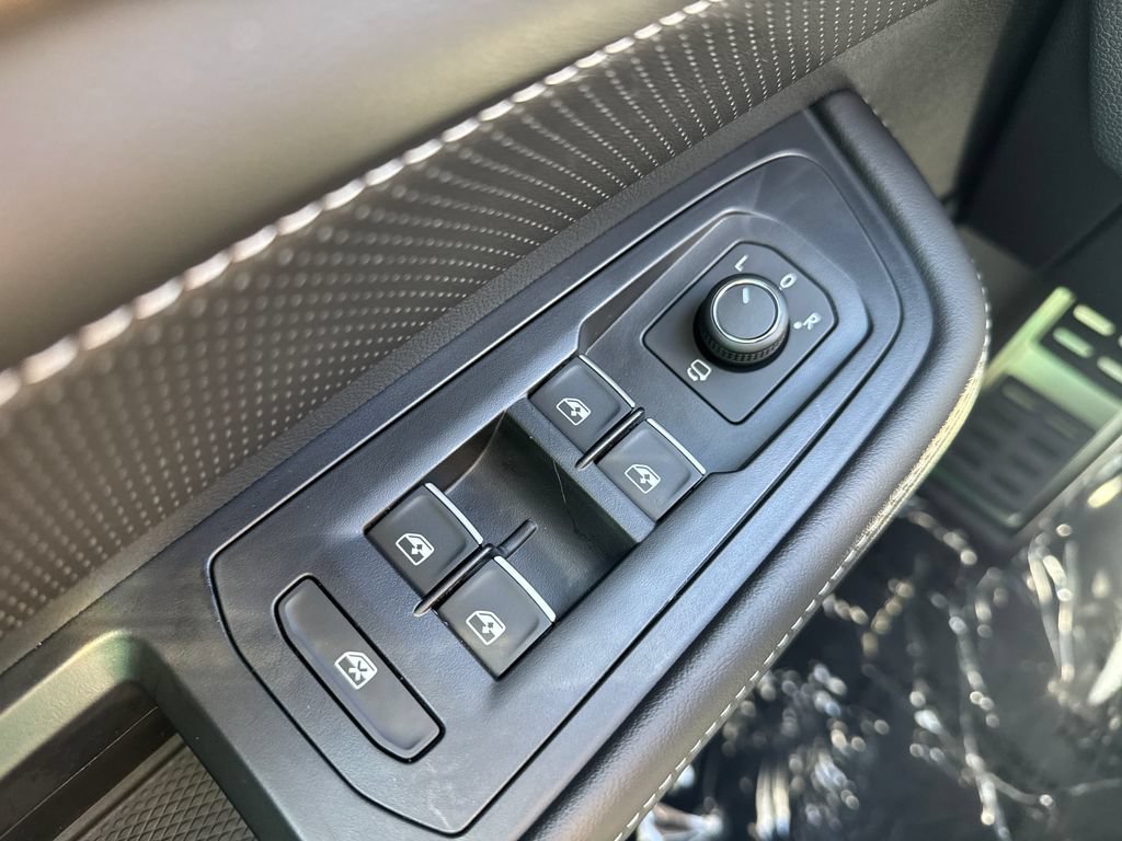 New 2026 Volkswagen Atlas SEL Premium R-Line AWD/4WD image 18