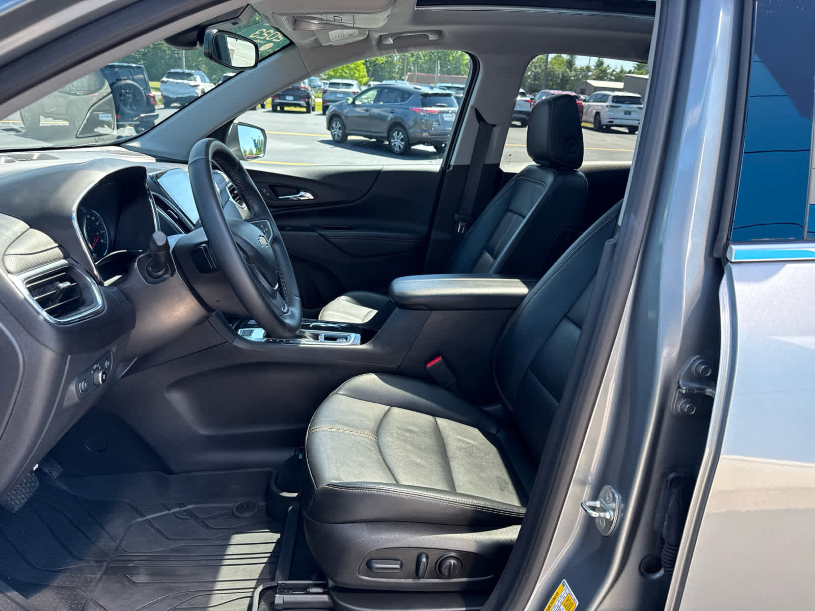 Certified 2023 Chevrolet Equinox Premier AWD/4WD image 19