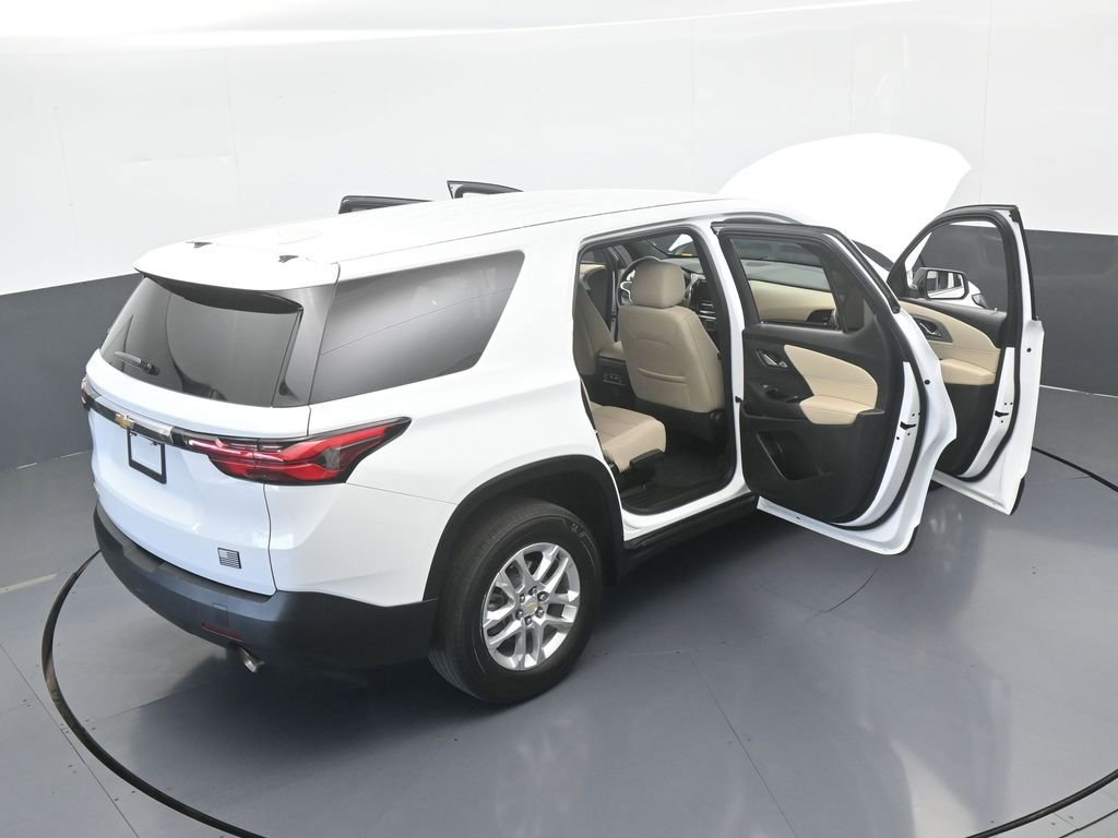 Used 2022 Chevrolet Traverse LS image 70