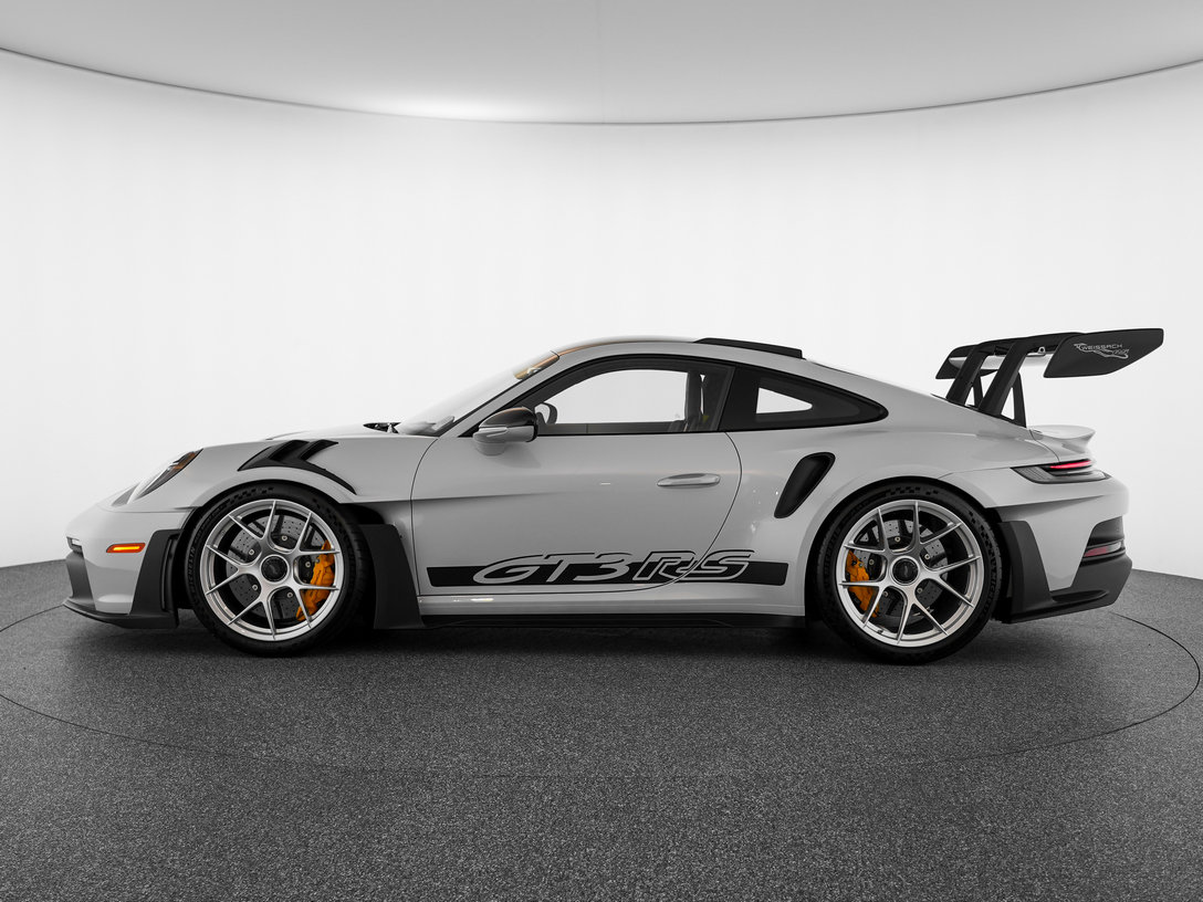 Used 2025 Porsche 911 GT3 RS RWD image 2