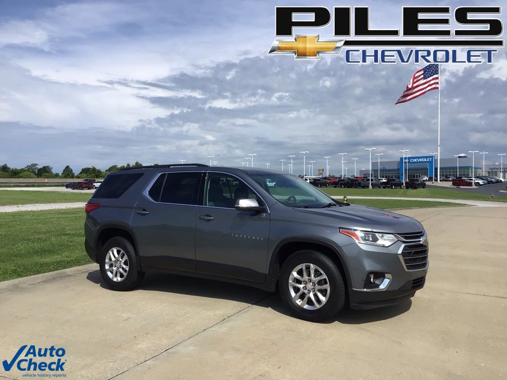 Used 2021 Chevrolet Traverse LT