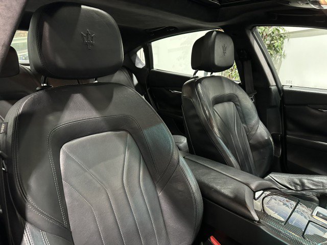Used 2014 Maserati Quattroporte GTS RWD image 54