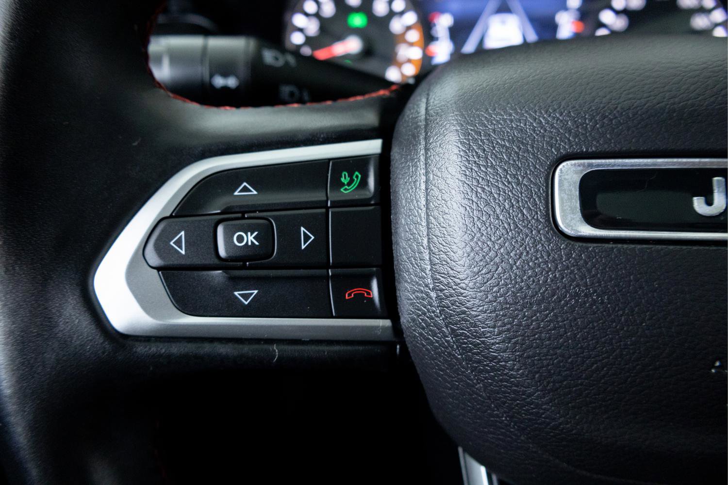 Used 2022 Jeep Compass Trailhawk w/ Sun and Sound Group image 18