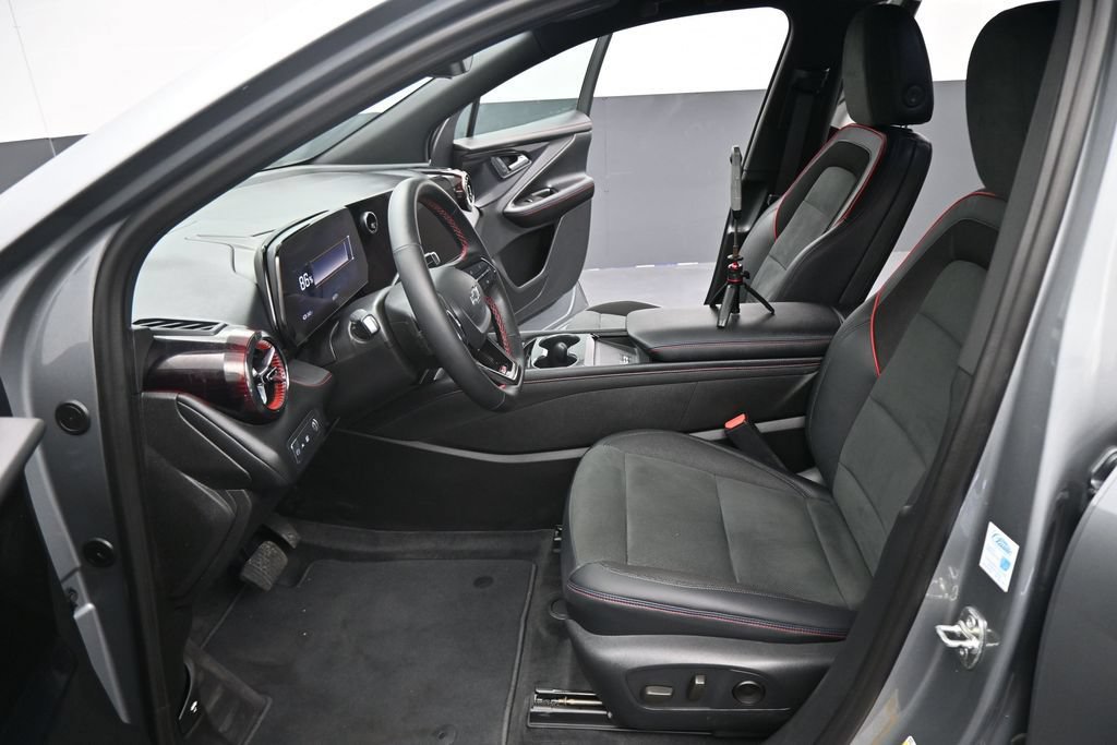Used 2024 Chevrolet Blazer EV RS AWD/4WD image 6