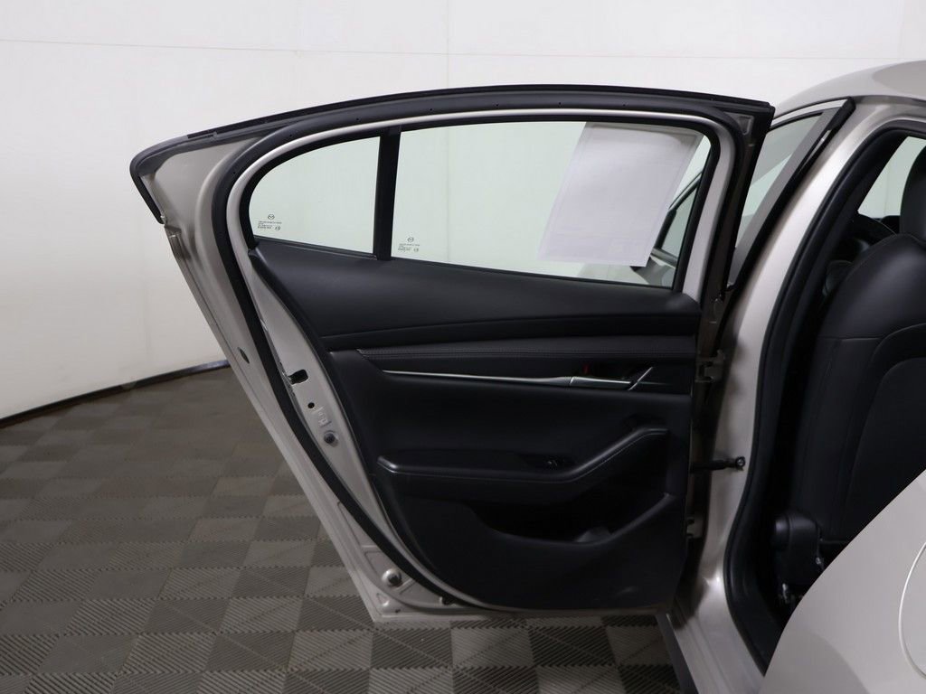 Used 2025 MAZDA MAZDA3 s FWD image 18