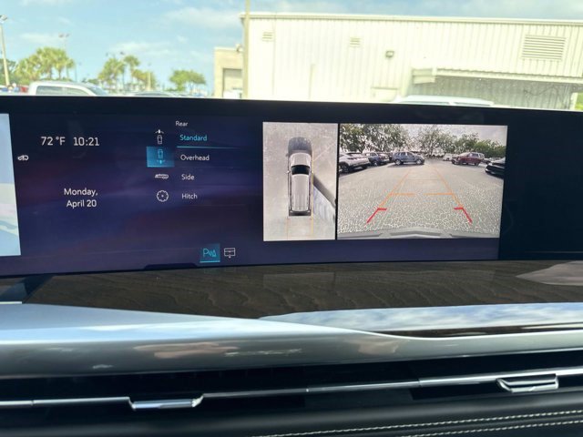 Certified 2025 Cadillac Escalade Premium Luxury Platinum image 26