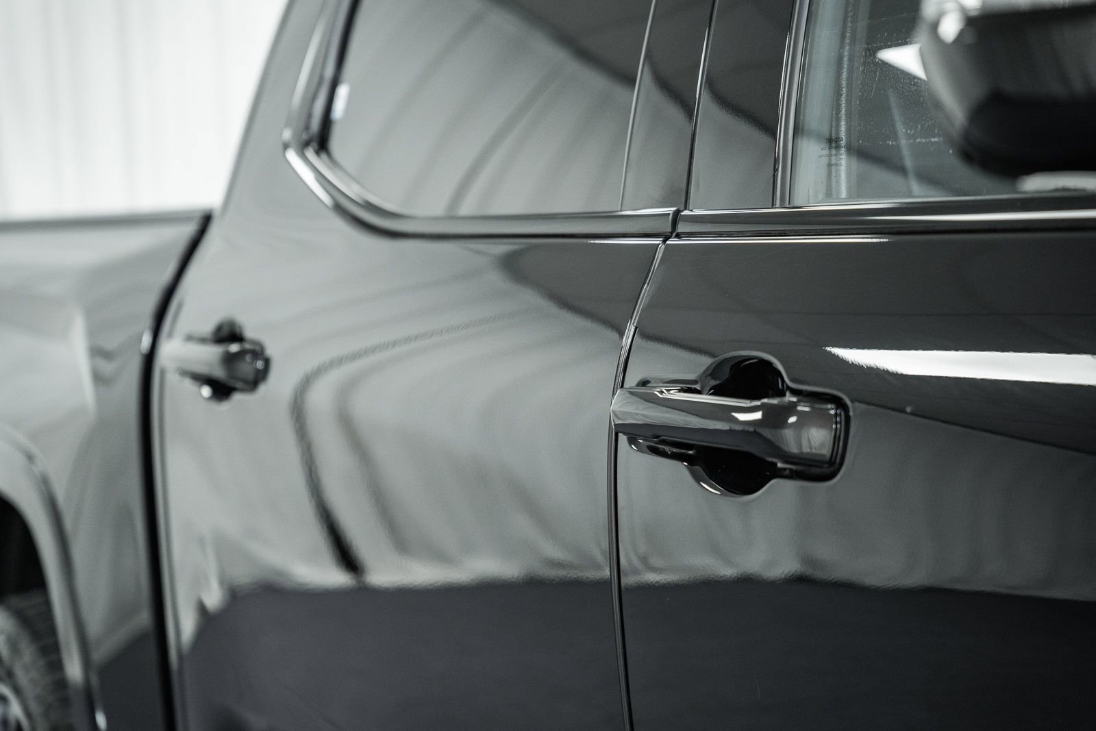 Used 2023 Toyota Tundra Platinum image 9