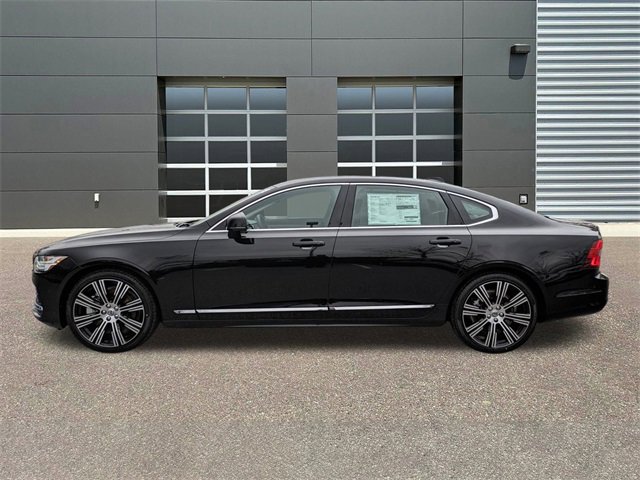 New 2025 Volvo S90 B6 Plus image 2