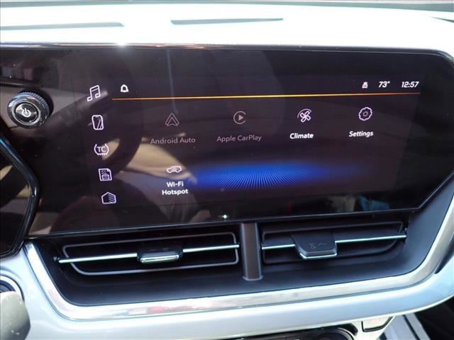 Used 2025 Chevrolet Trax LT w/ Driver Confidence Package FWD image 19