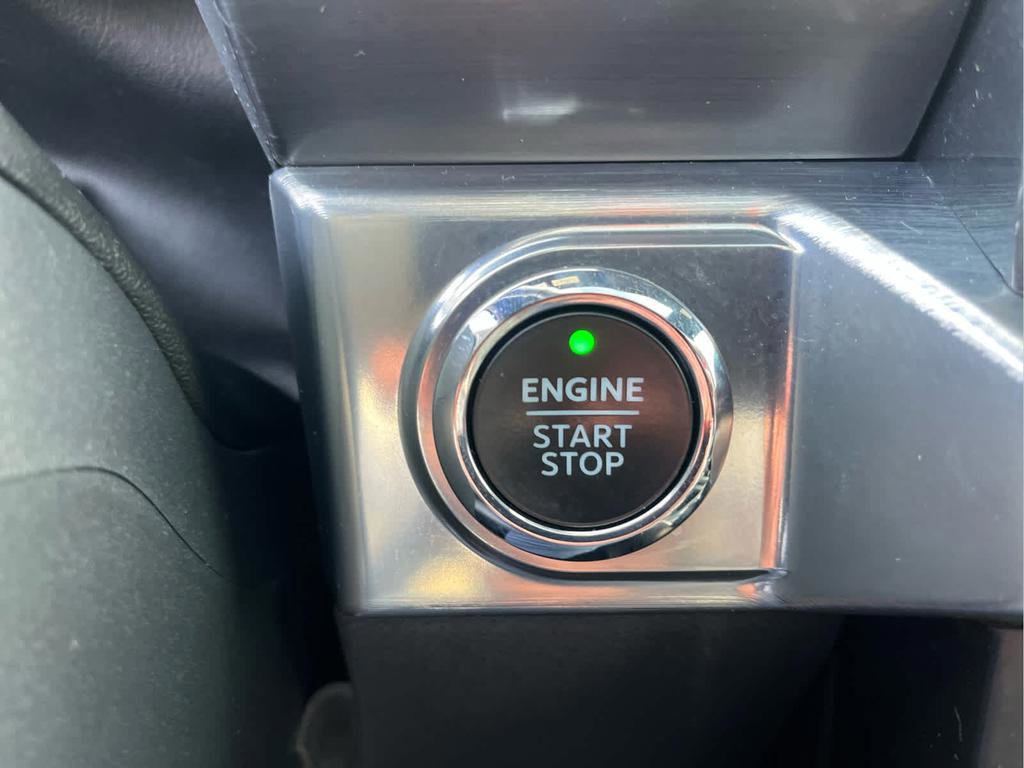 Used 2021 Ford F150 Lariat w/ Equipment Group 502A High image 28