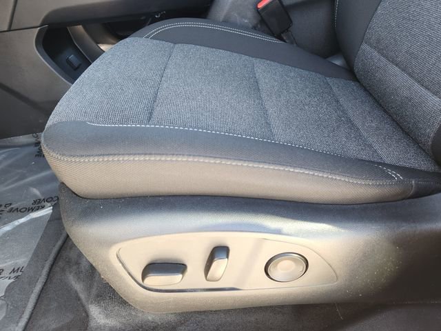 Used 2025 GMC Acadia Elevation image 24