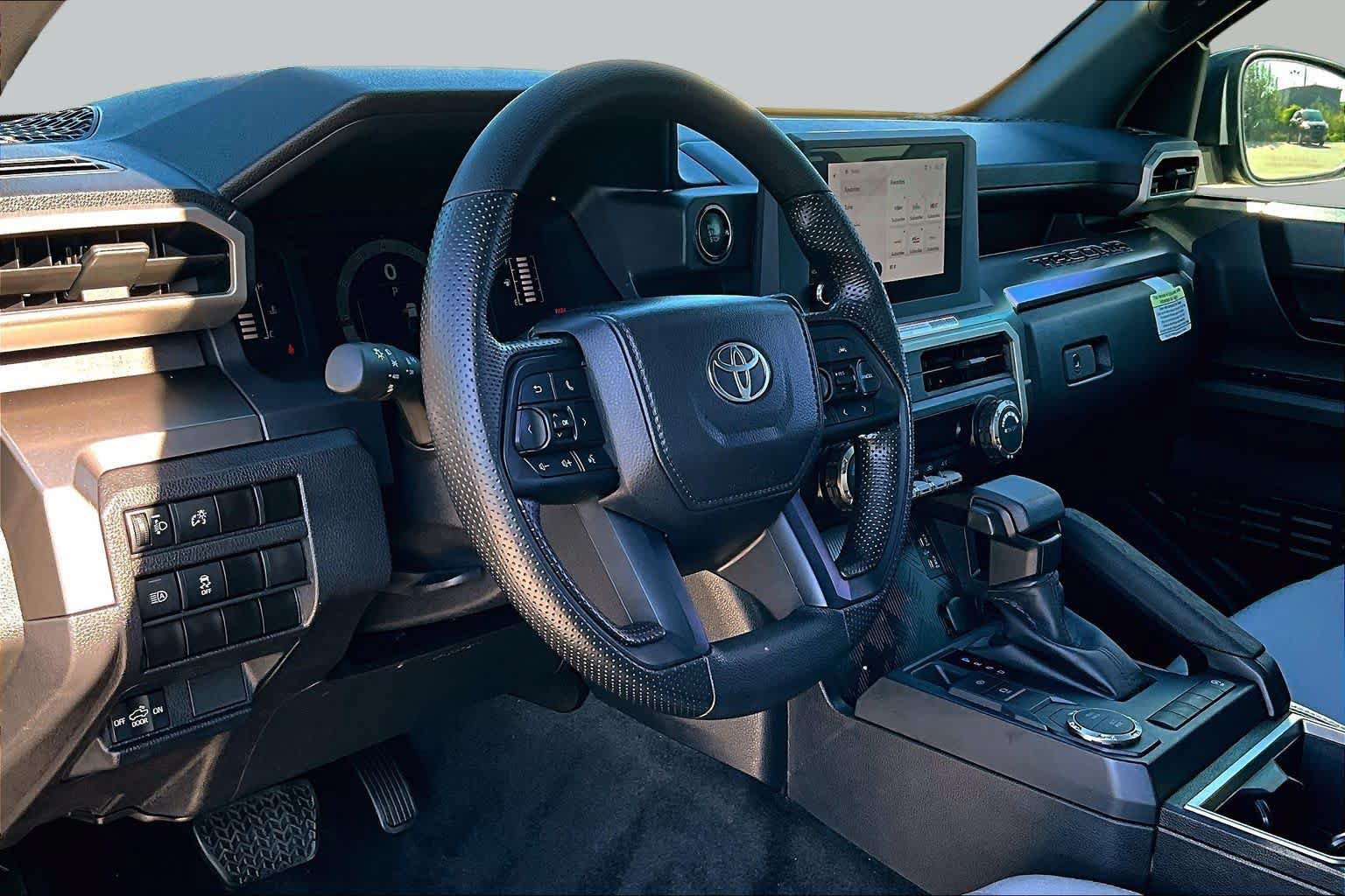 Used 2025 Toyota Tacoma SR5 RWD image 16