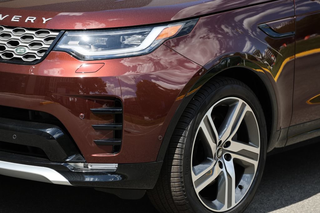New 2026 Land Rover Discovery Limited Edition AWD/4WD image 6