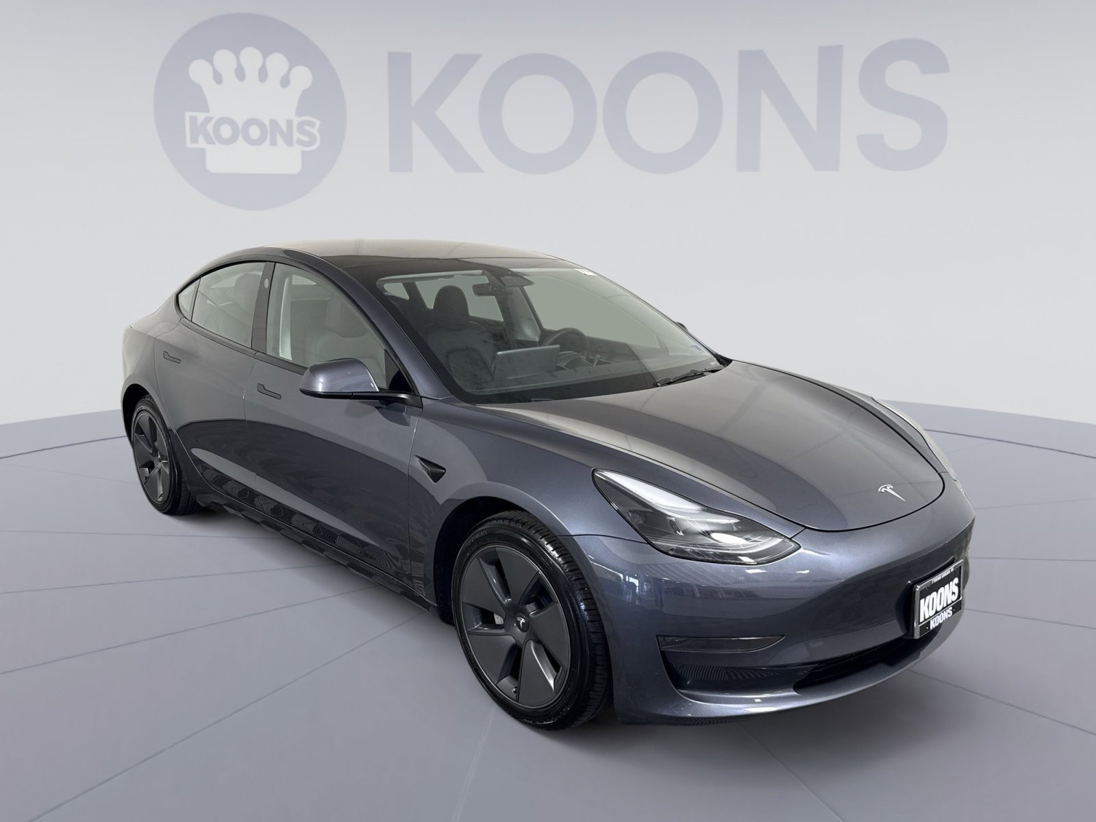 Used 2023 Tesla Model 3 Standard Range image 10
