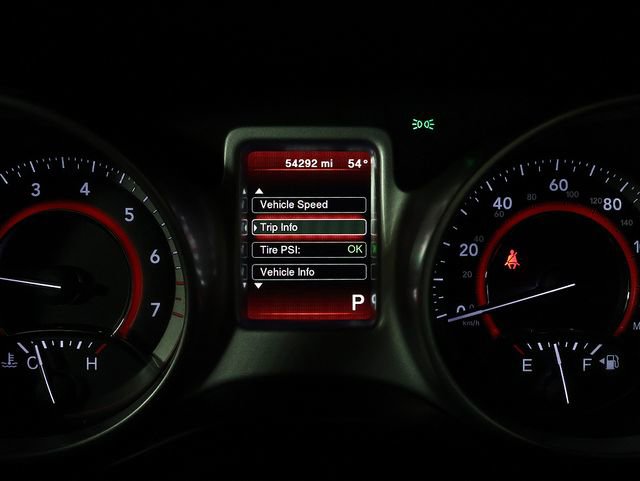 Used 2019 Dodge Journey SE w/ Connectivity Group FWD image 17