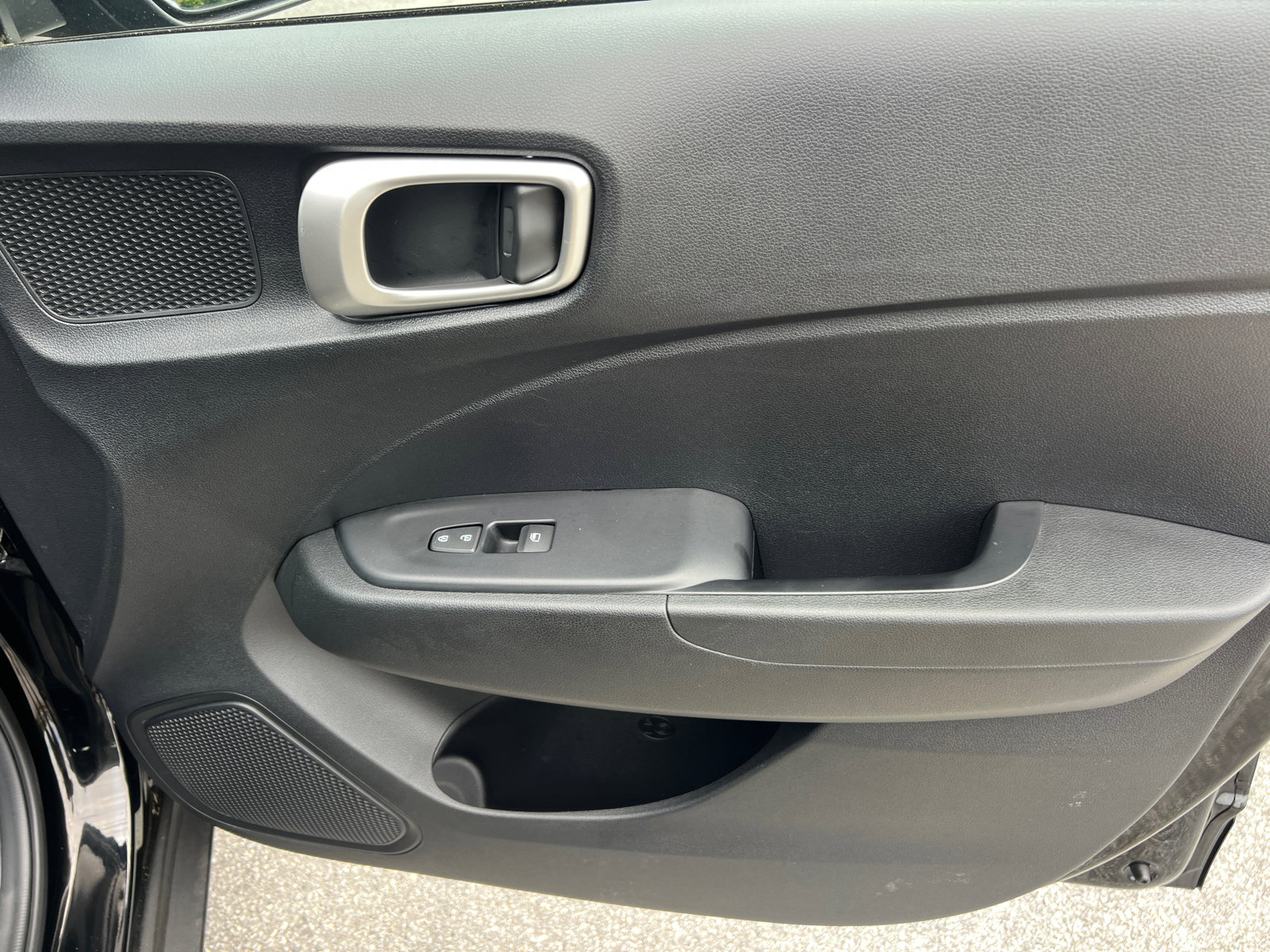 Certified 2022 Hyundai Venue SE FWD image 14