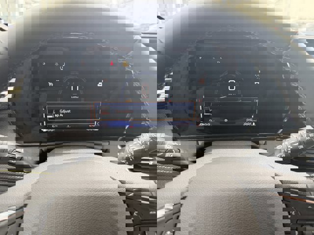 Used 2024 Chevrolet TrailBlazer ACTIV w/ Driver Confidence Package image 16