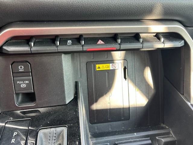 Used 2023 Toyota Tundra Limited w/ Power Package AWD/4WD image 23