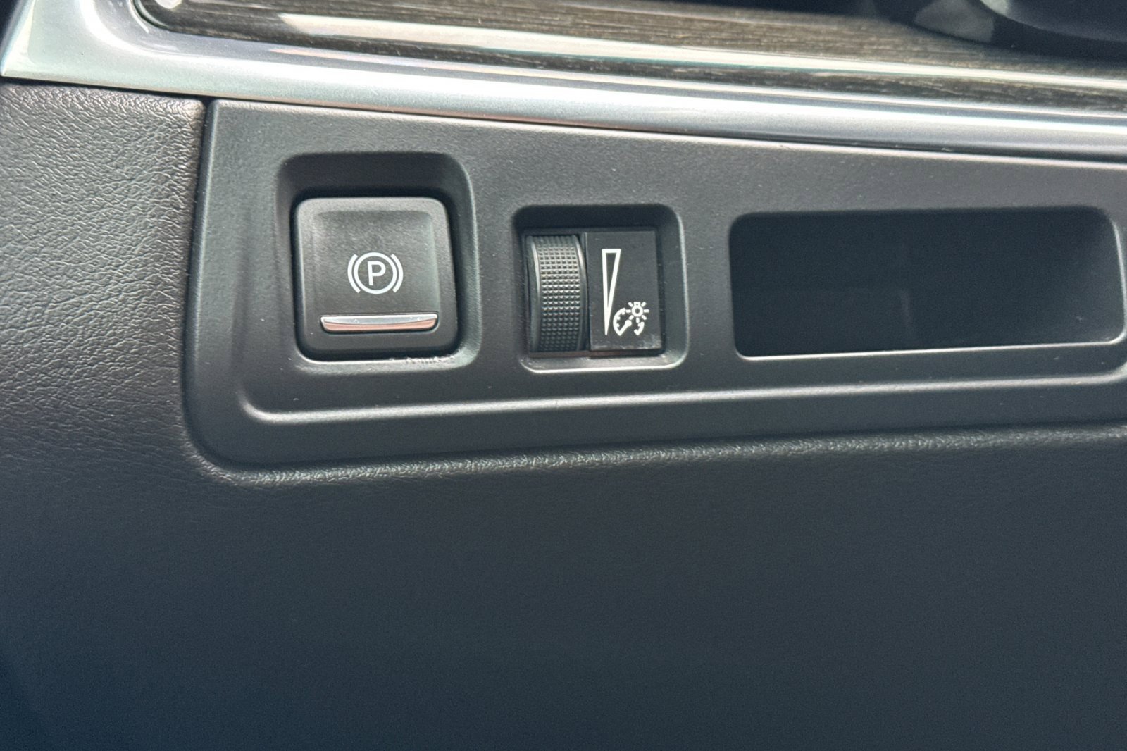 Used 2020 Cadillac XT5 Premium Luxury image 39