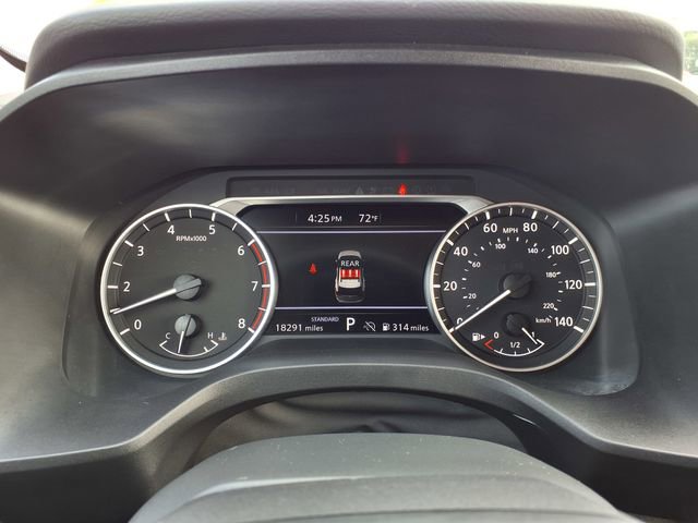 Used 2025 Nissan Rogue SV FWD image 32