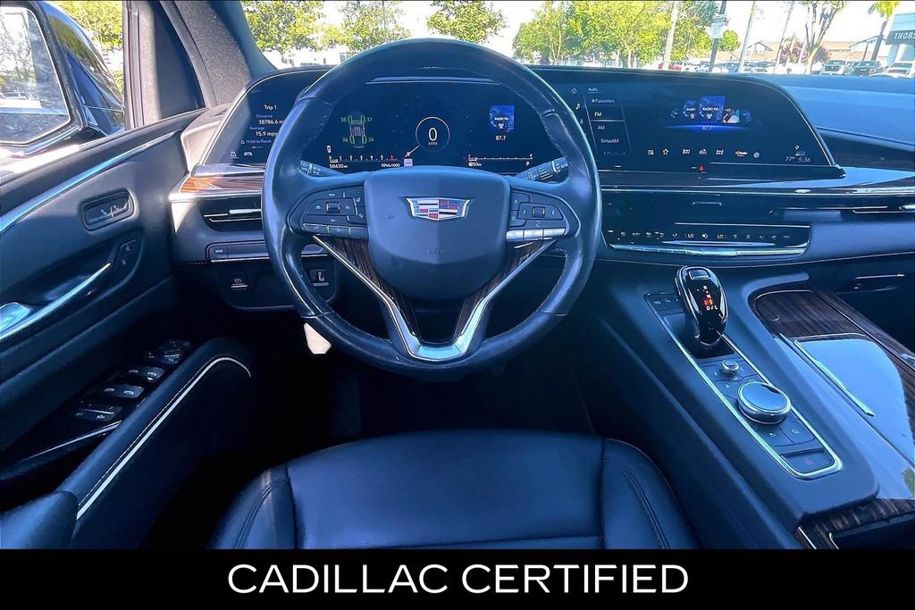 Used 2022 Cadillac Escalade Luxury RWD image 7