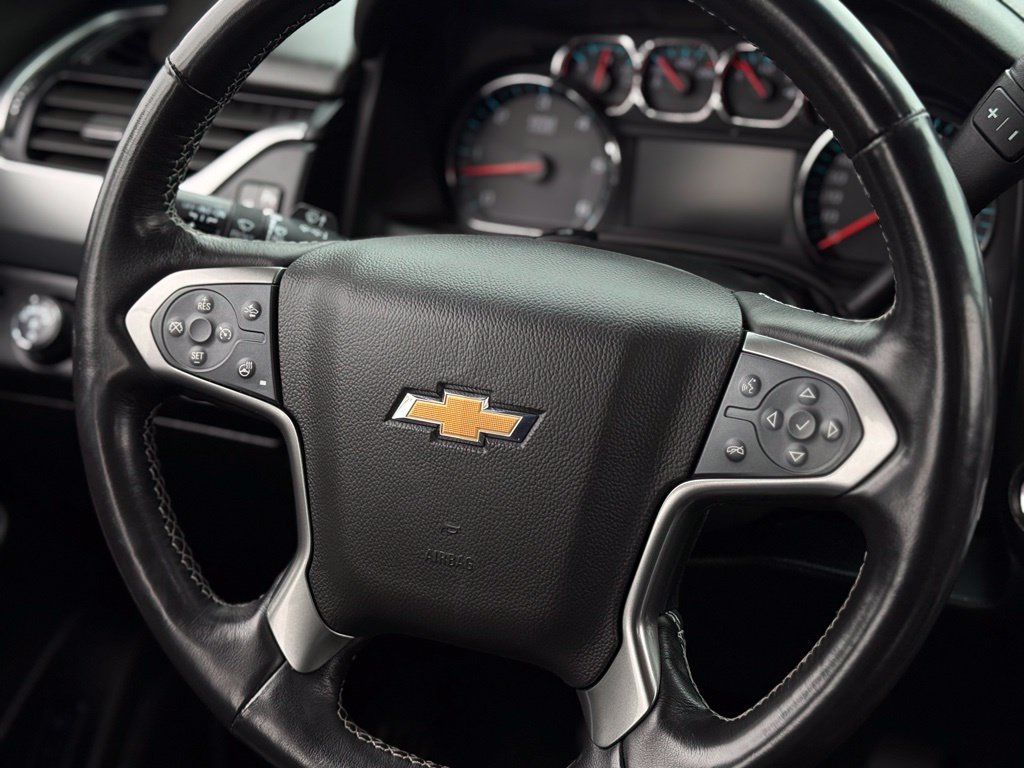 Used 2019 Chevrolet Tahoe LT w/ Luxury Package AWD/4WD image 7