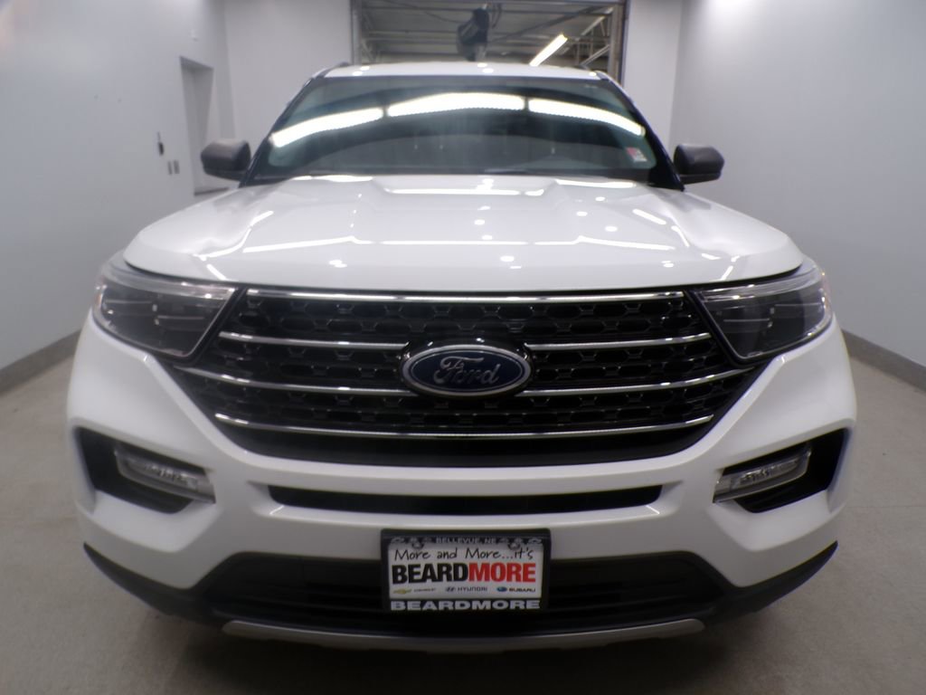 Used 2020 Ford Explorer XLT w/ Equipment Group 202A image 7
