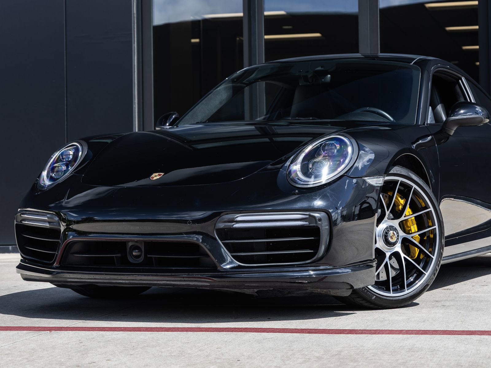 Certified 2018 Porsche 911 Turbo S image 7