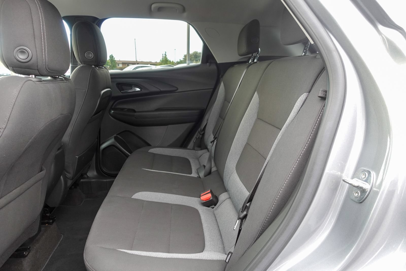 Used 2023 Chevrolet TrailBlazer LT FWD image 12