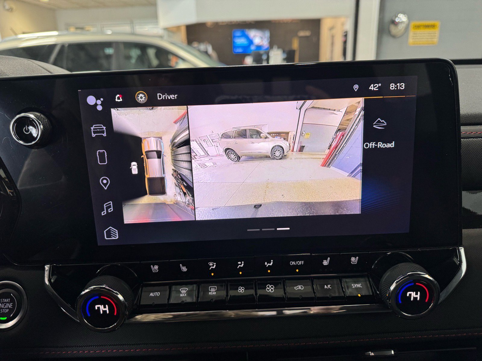 Used 2023 Chevrolet Colorado Z71 w/ Z71 Convenience Package 2 AWD/4WD image 24