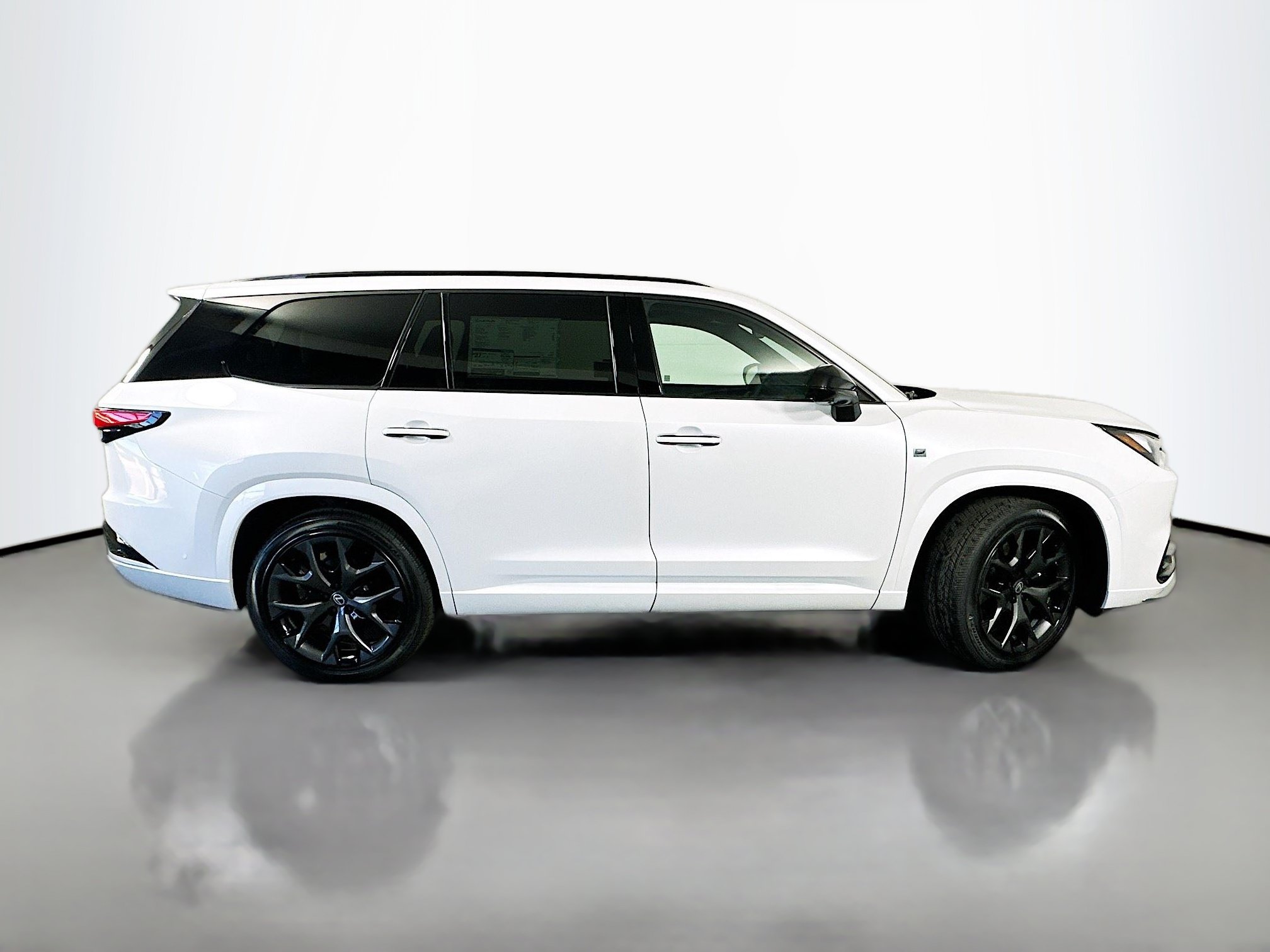 New 2026 Lexus TX 500h AWD w/ Technology Package image 8