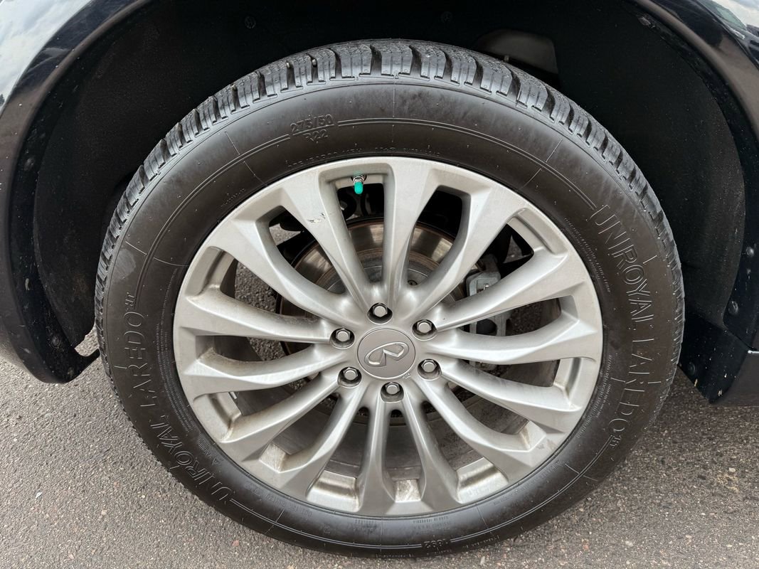 Used 2016 INFINITI QX80 Luxe w/ 22" Wheel Package image 12