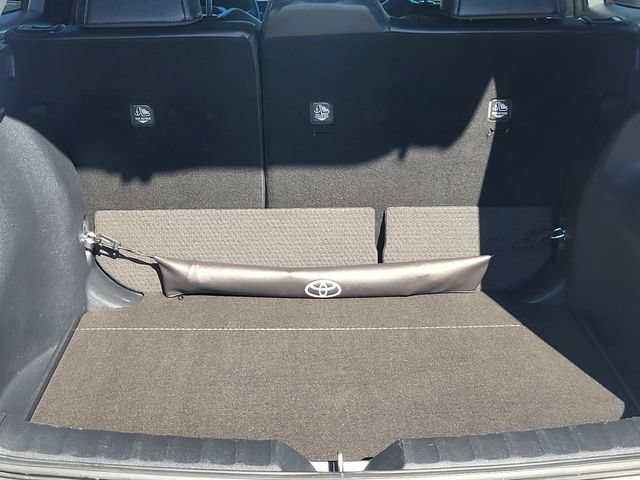 Used 2025 Toyota Corolla Cross XLE FWD image 28
