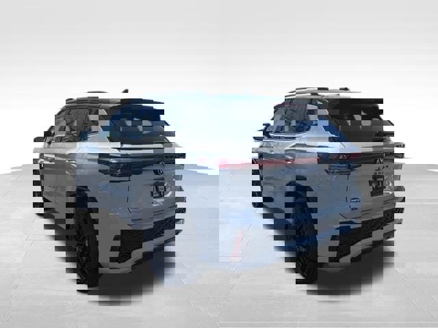 New 2026 Volkswagen Tiguan SE R-Line image 5