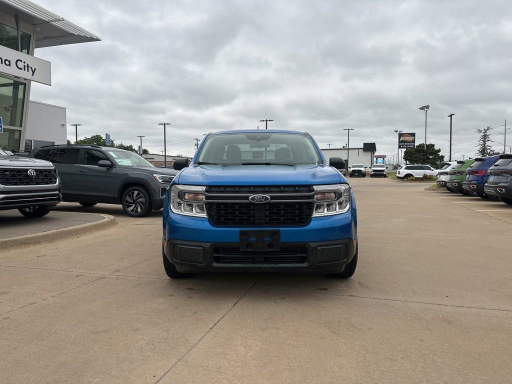 Used 2022 Ford Maverick XLT FWD image 2